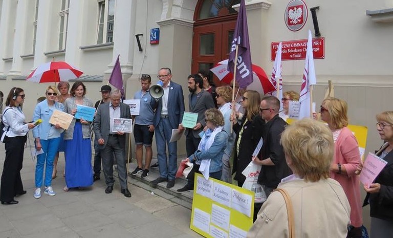 Protest obywatelski #910tysięcy